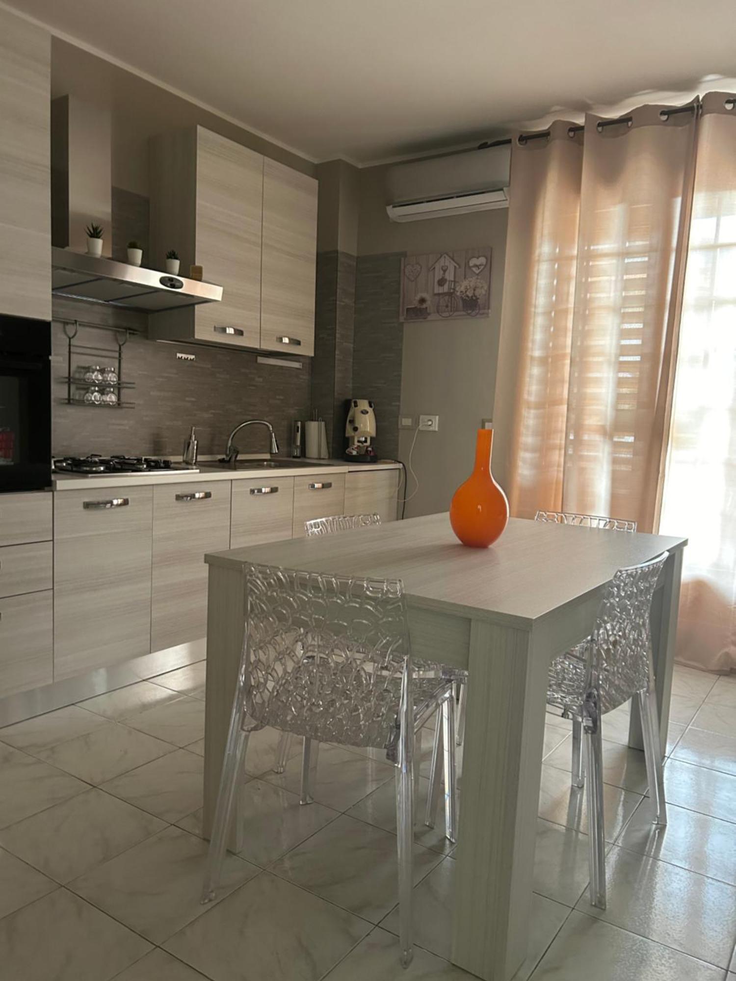 Appartamento Relax - Mare Cannizzaro - Aci Castello Catania Екстер'єр фото